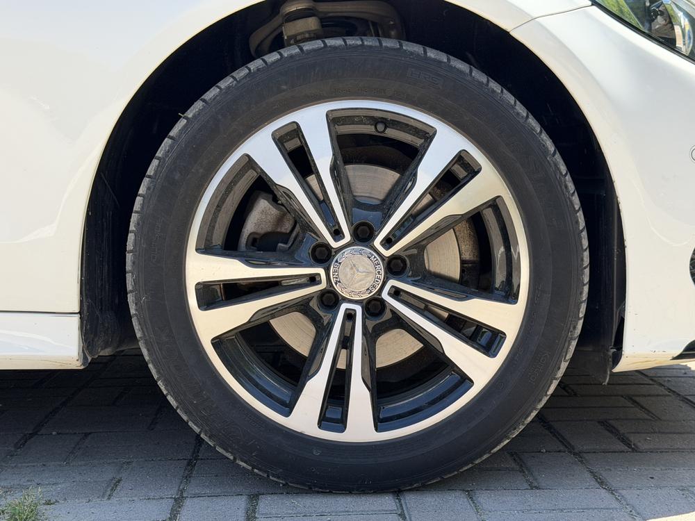 Mercedes-Benz Mercedes-Benz C-Class