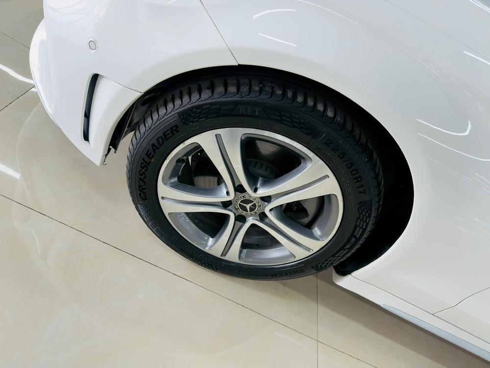 Mercedes-Benz Mercedes-Benz C-Class