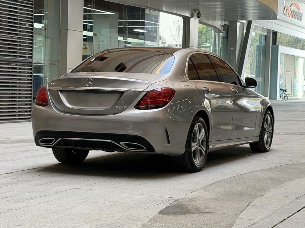 Mercedes-Benz Mercedes-Benz C-Class