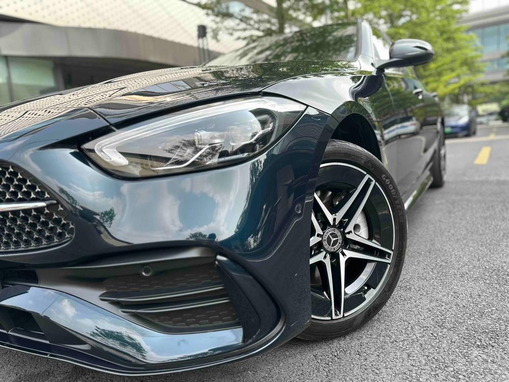 Mercedes-Benz Mercedes-Benz C-Class