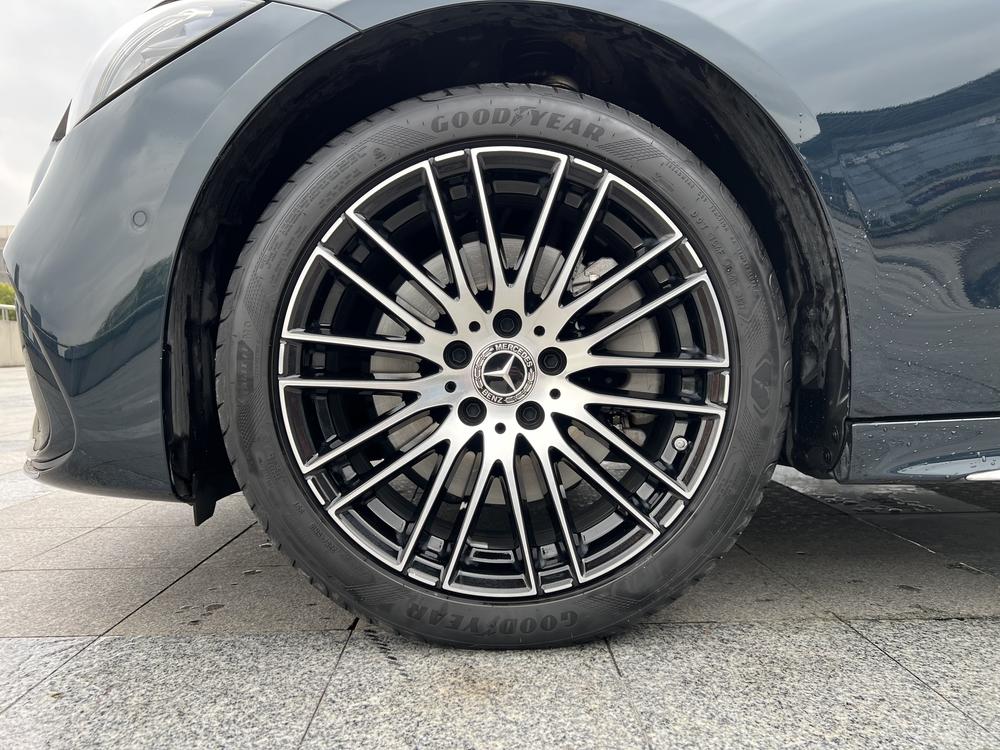 Mercedes-Benz Mercedes-Benz C-Class