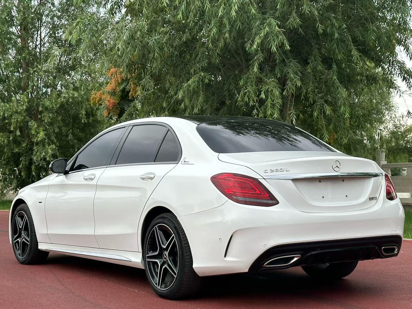 Mercedes-Benz Mercedes-Benz C-Class