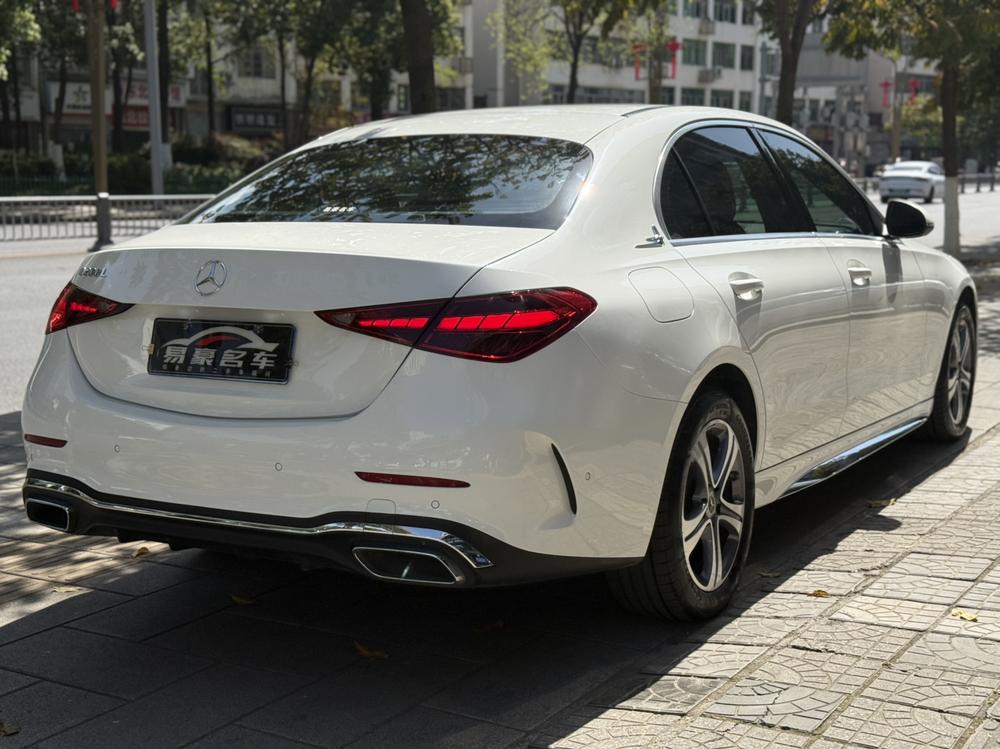 Mercedes-Benz Mercedes-Benz C-Class
