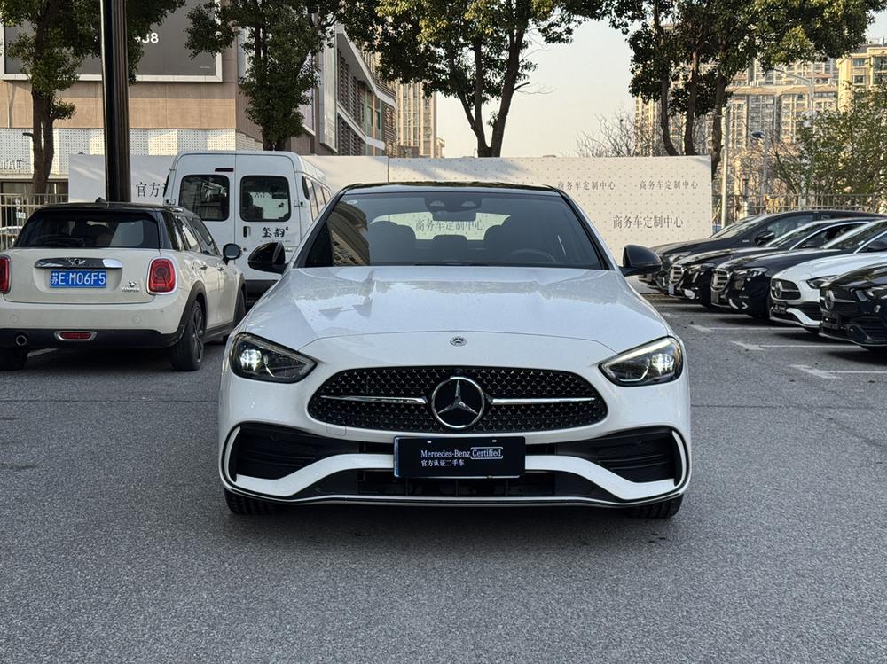 Mercedes-Benz Mercedes-Benz C-Class