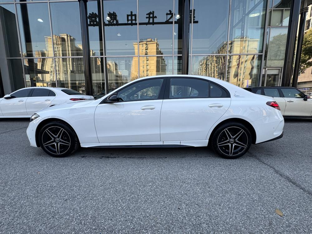 Mercedes-Benz Mercedes-Benz C-Class