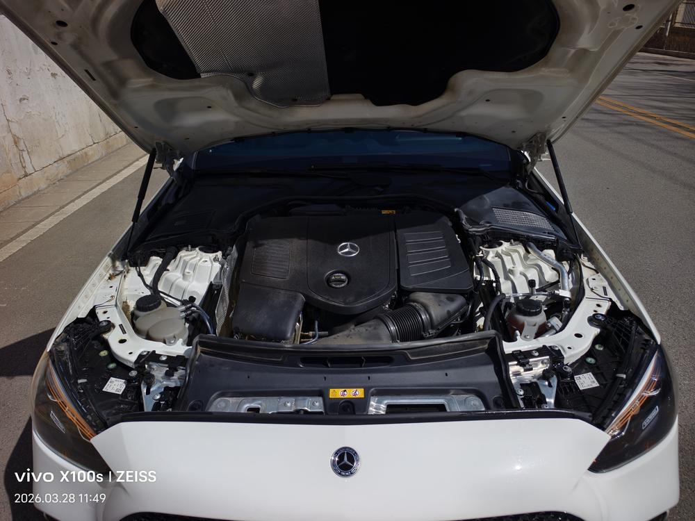 Mercedes-Benz Mercedes-Benz C-Class