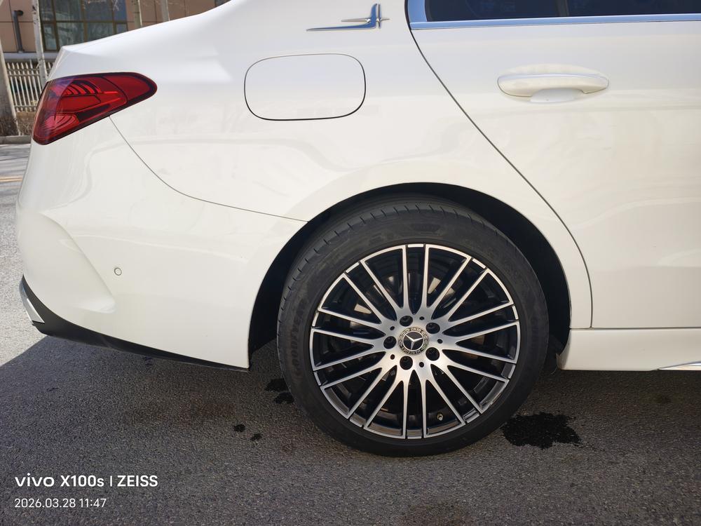 Mercedes-Benz Mercedes-Benz C-Class