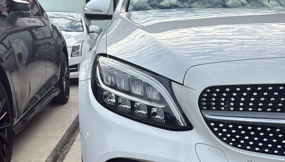 Mercedes-Benz Mercedes-Benz C-Class