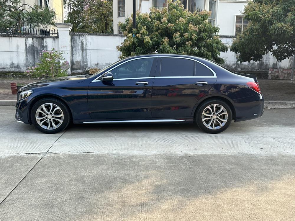Mercedes-Benz Mercedes-Benz C-Class
