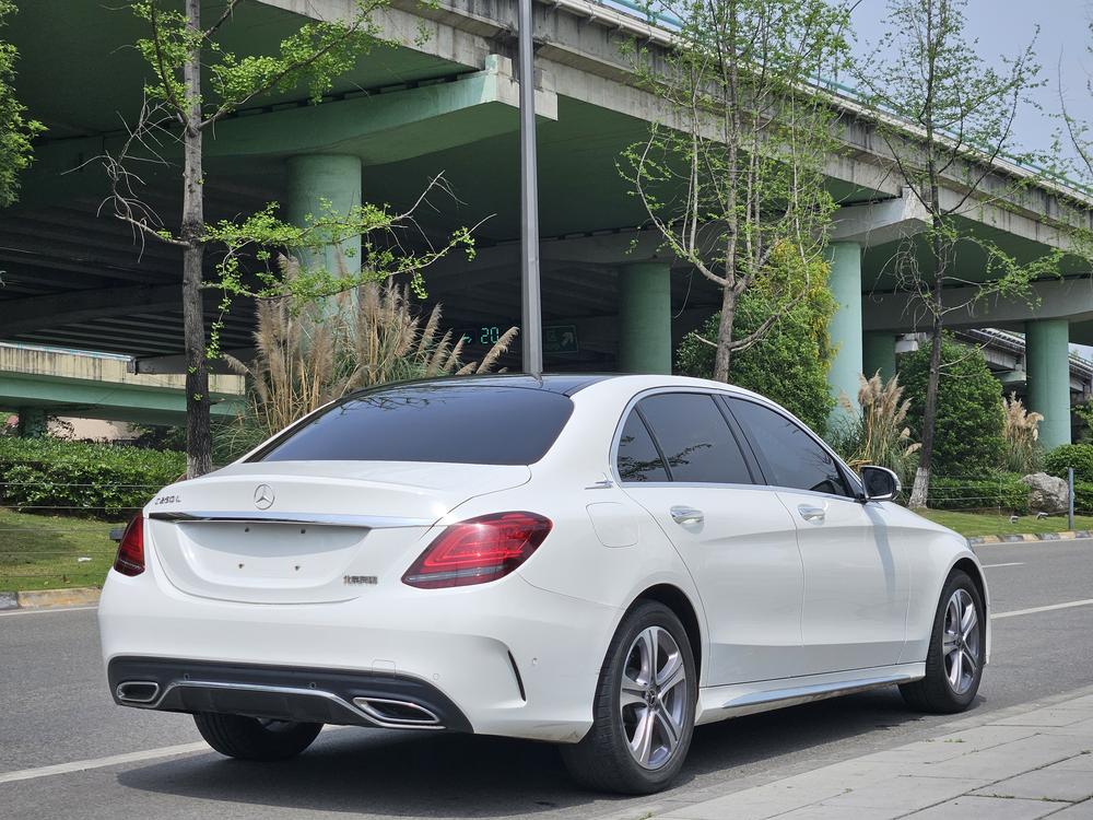 Mercedes-Benz Mercedes-Benz C-Class