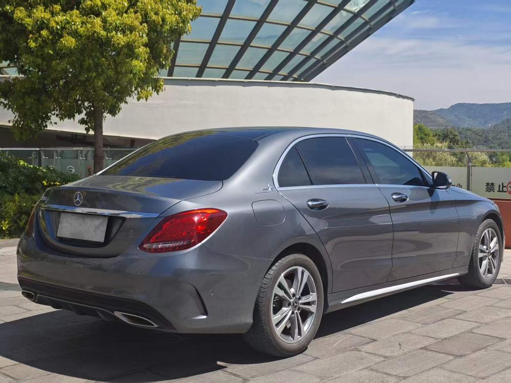 Mercedes-Benz Mercedes-Benz C-Class