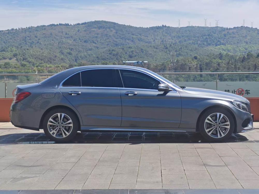 Mercedes-Benz Mercedes-Benz C-Class