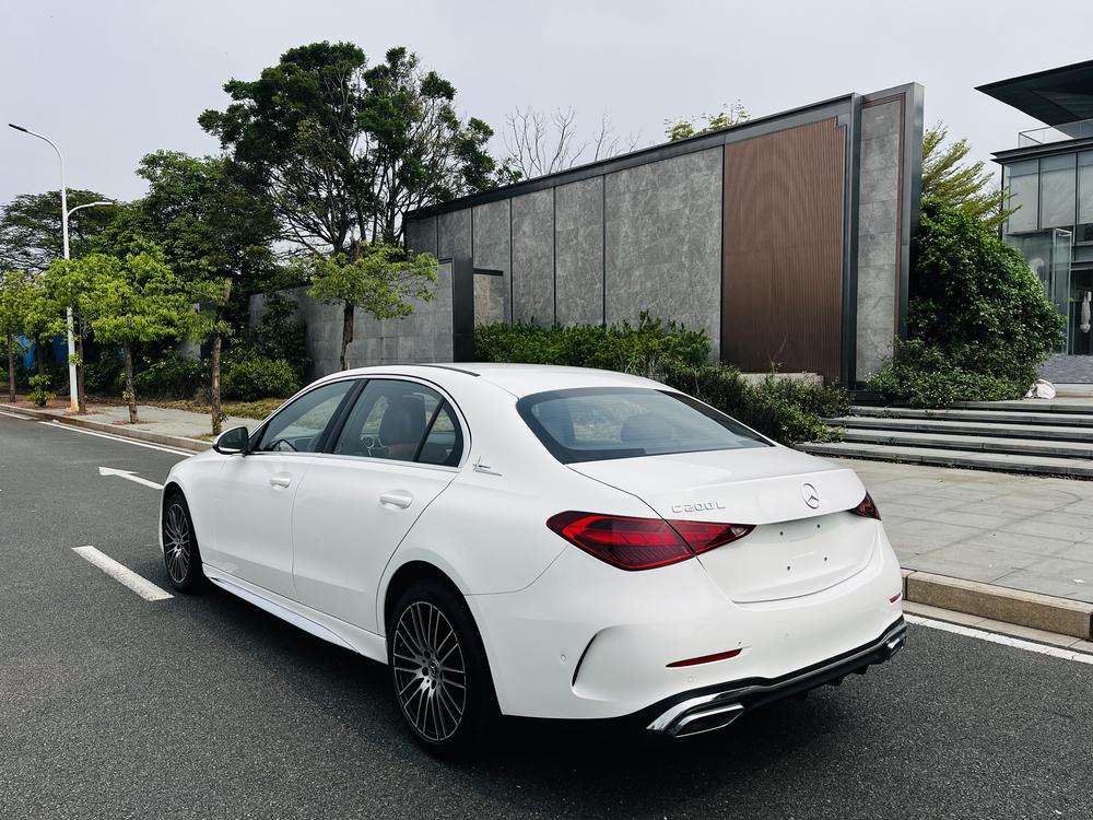Mercedes-Benz Mercedes-Benz C-Class