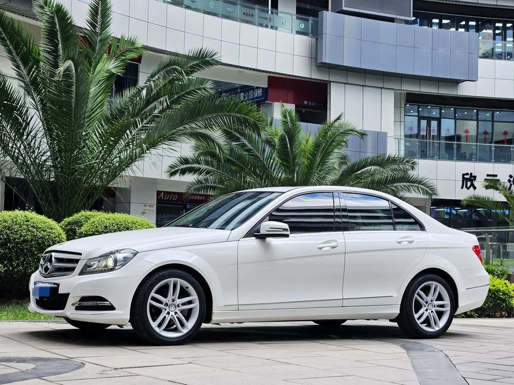 Mercedes-Benz Mercedes-Benz C-Class