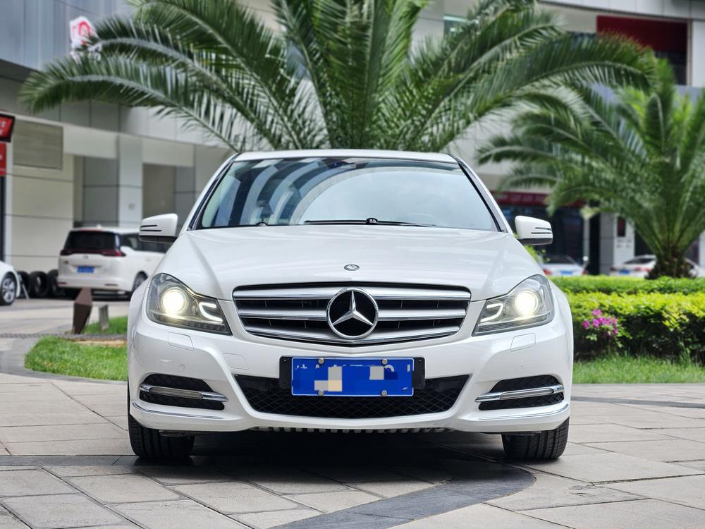 Mercedes-Benz Mercedes-Benz C-Class