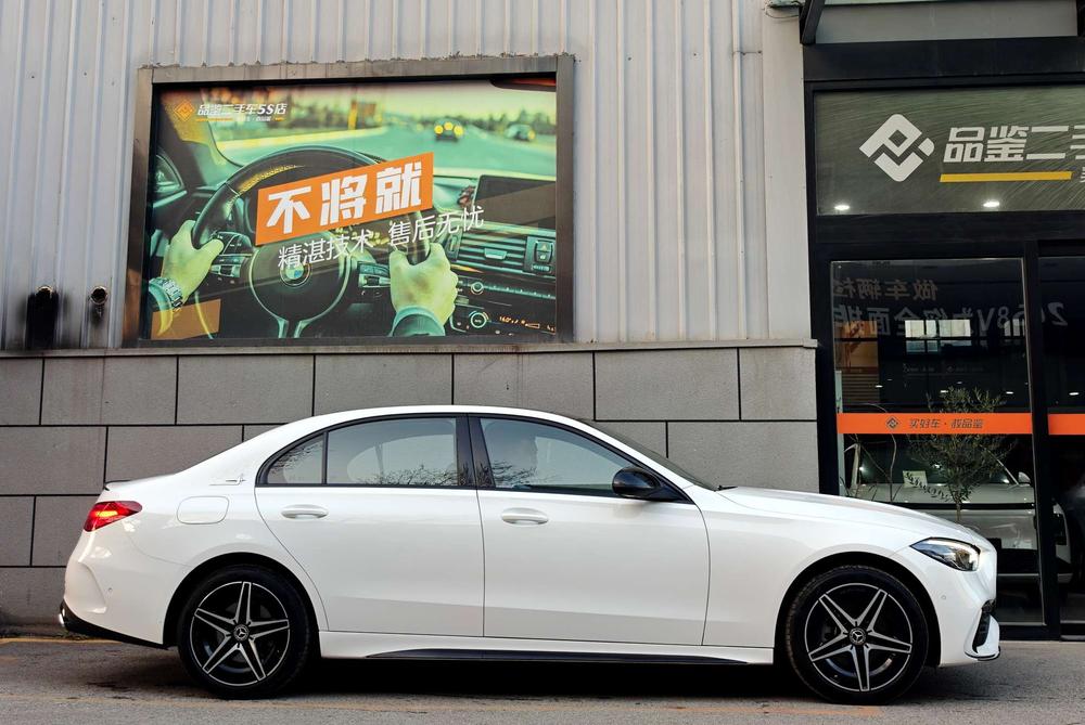 Mercedes-Benz Mercedes-Benz C-Class