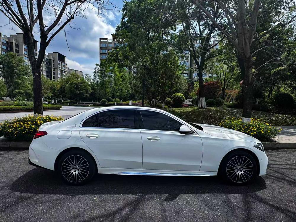 Mercedes-Benz Mercedes-Benz C-Class