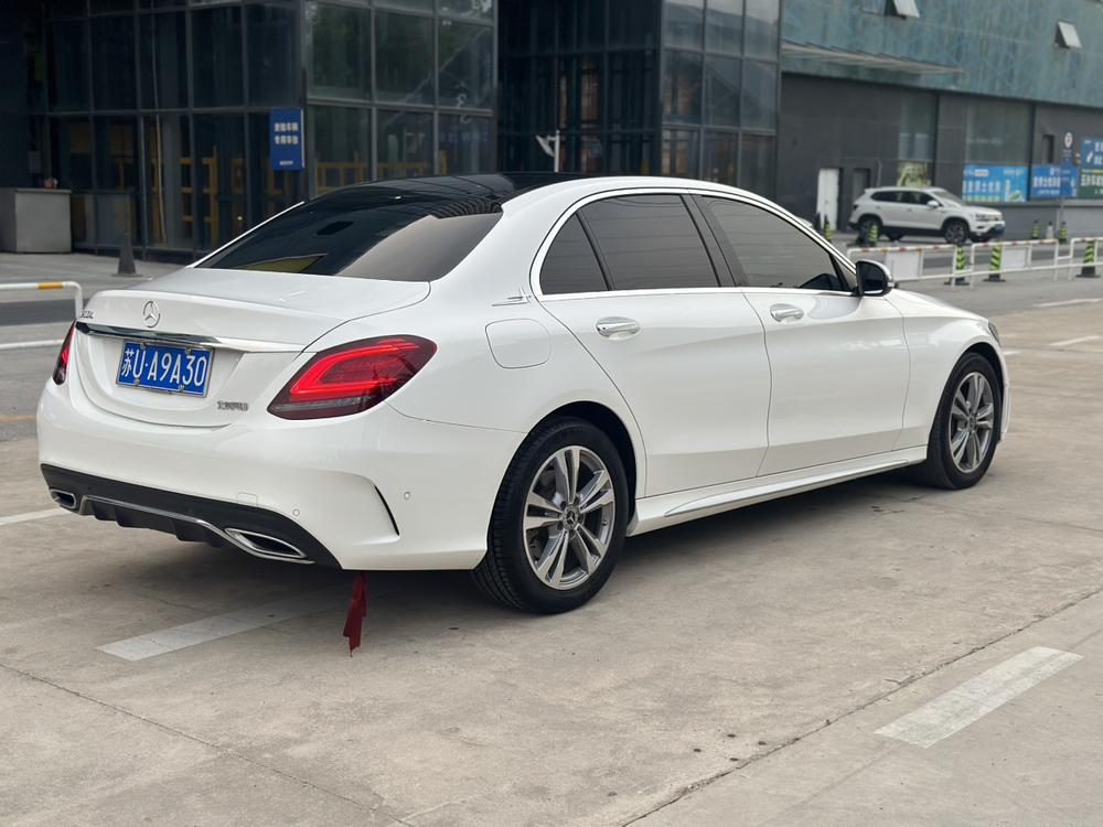 Mercedes-Benz Mercedes-Benz C-Class