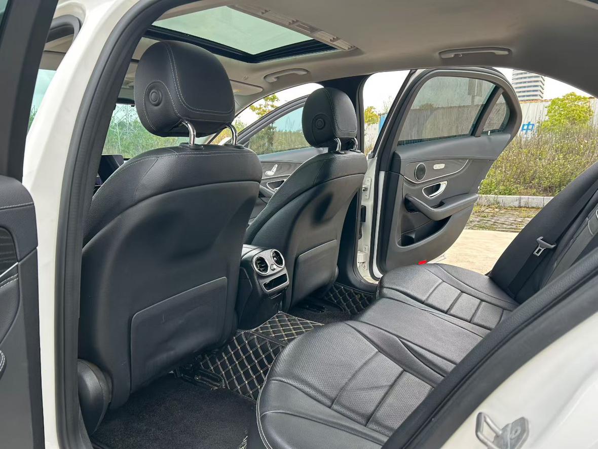 Mercedes-Benz Mercedes-Benz C-Class