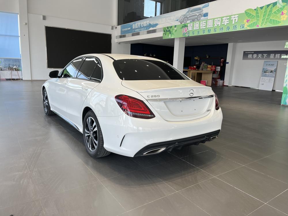 Mercedes-Benz Mercedes-Benz C-Class