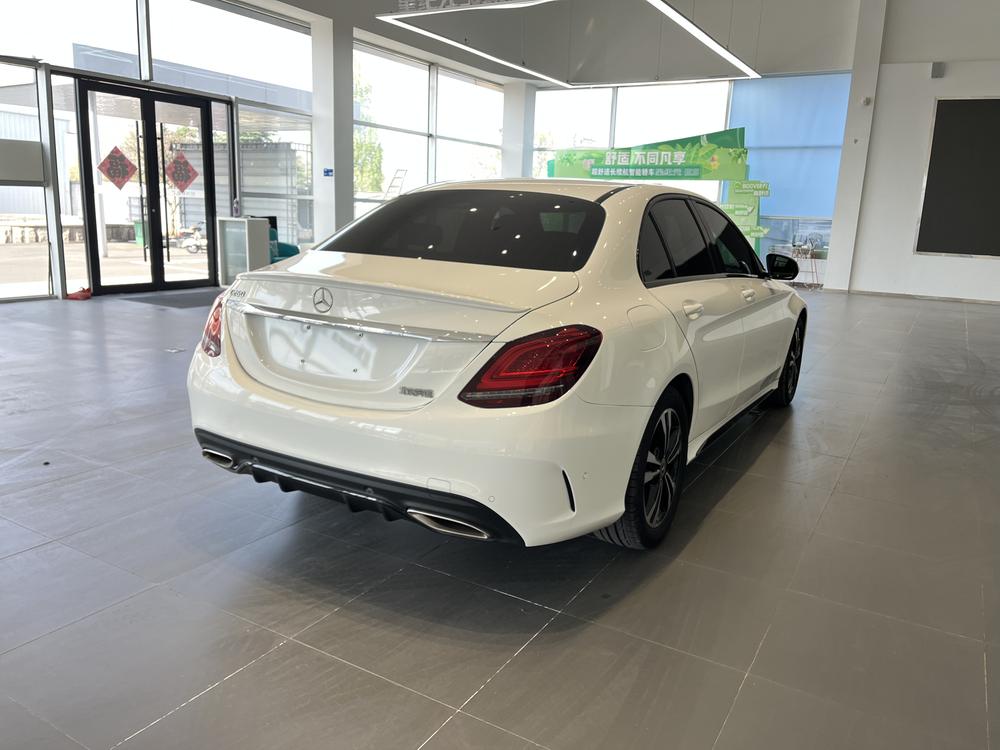 Mercedes-Benz Mercedes-Benz C-Class