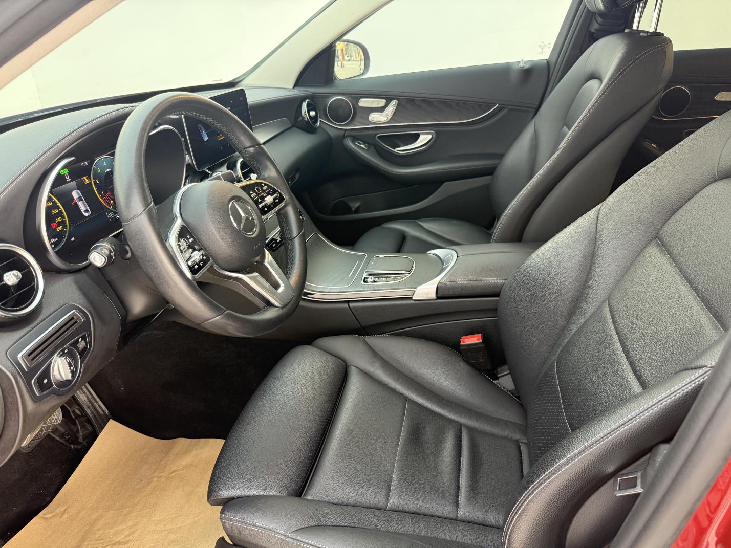 Mercedes-Benz Mercedes-Benz C-Class
