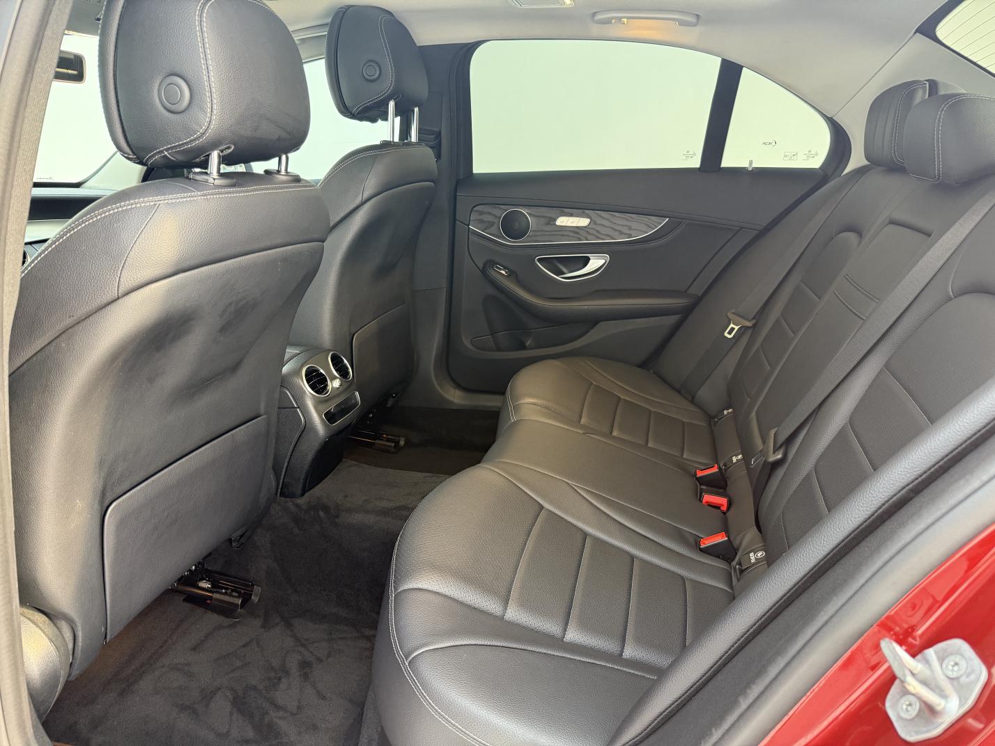 Mercedes-Benz Mercedes-Benz C-Class