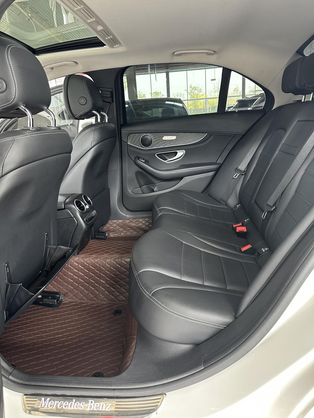 Mercedes-Benz Mercedes-Benz C-Class
