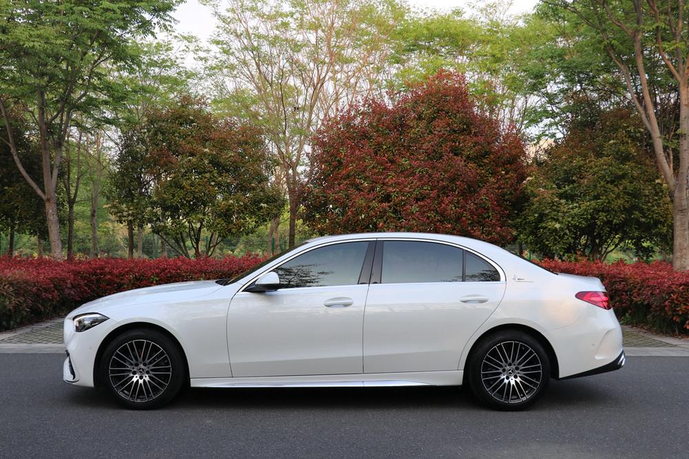 Mercedes-Benz Mercedes-Benz C-Class