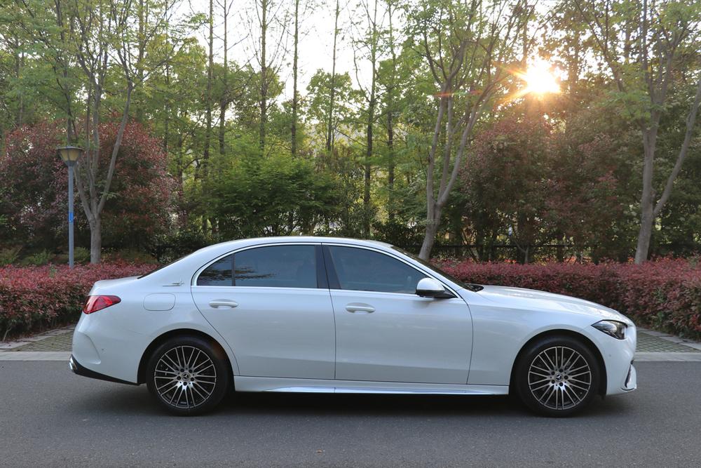 Mercedes-Benz Mercedes-Benz C-Class