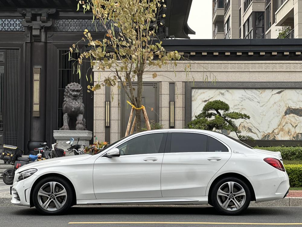 Mercedes-Benz Mercedes-Benz C-Class