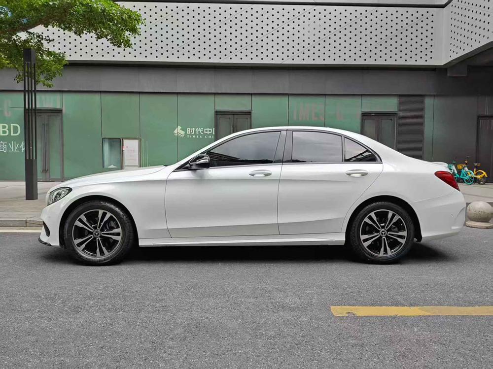 Mercedes-Benz Mercedes-Benz C-Class