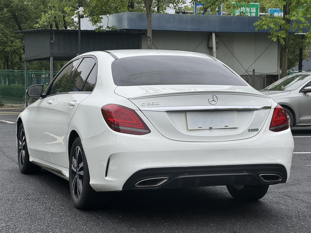 Mercedes-Benz Mercedes-Benz C-Class