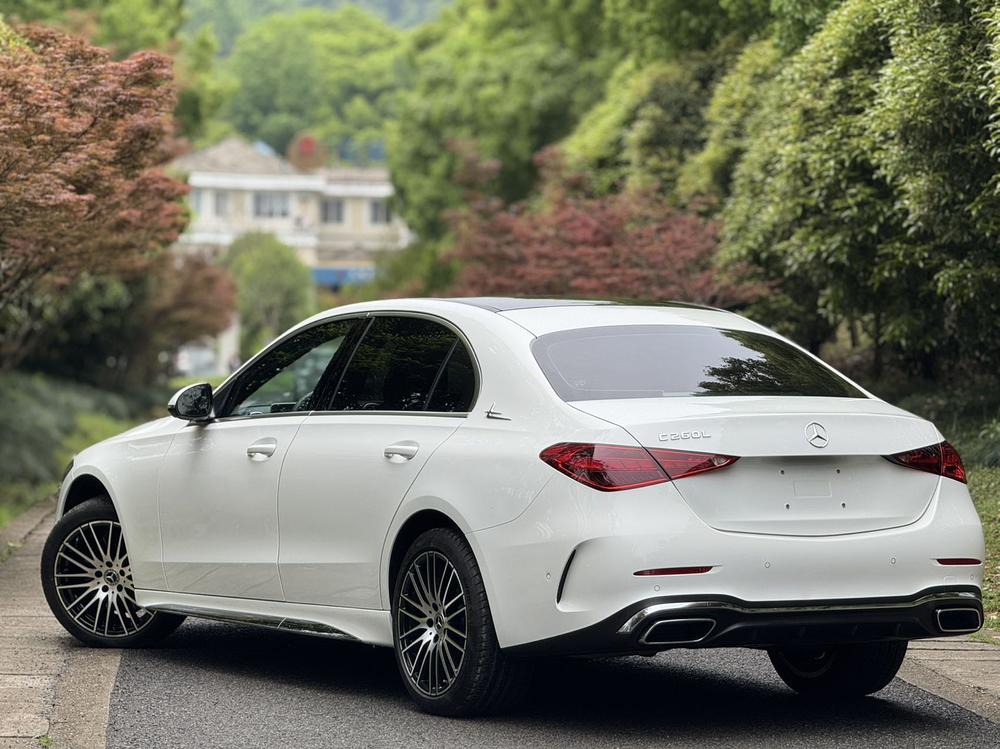 Mercedes-Benz Mercedes-Benz C-Class
