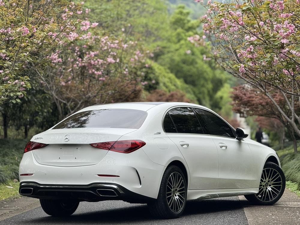 Mercedes-Benz Mercedes-Benz C-Class