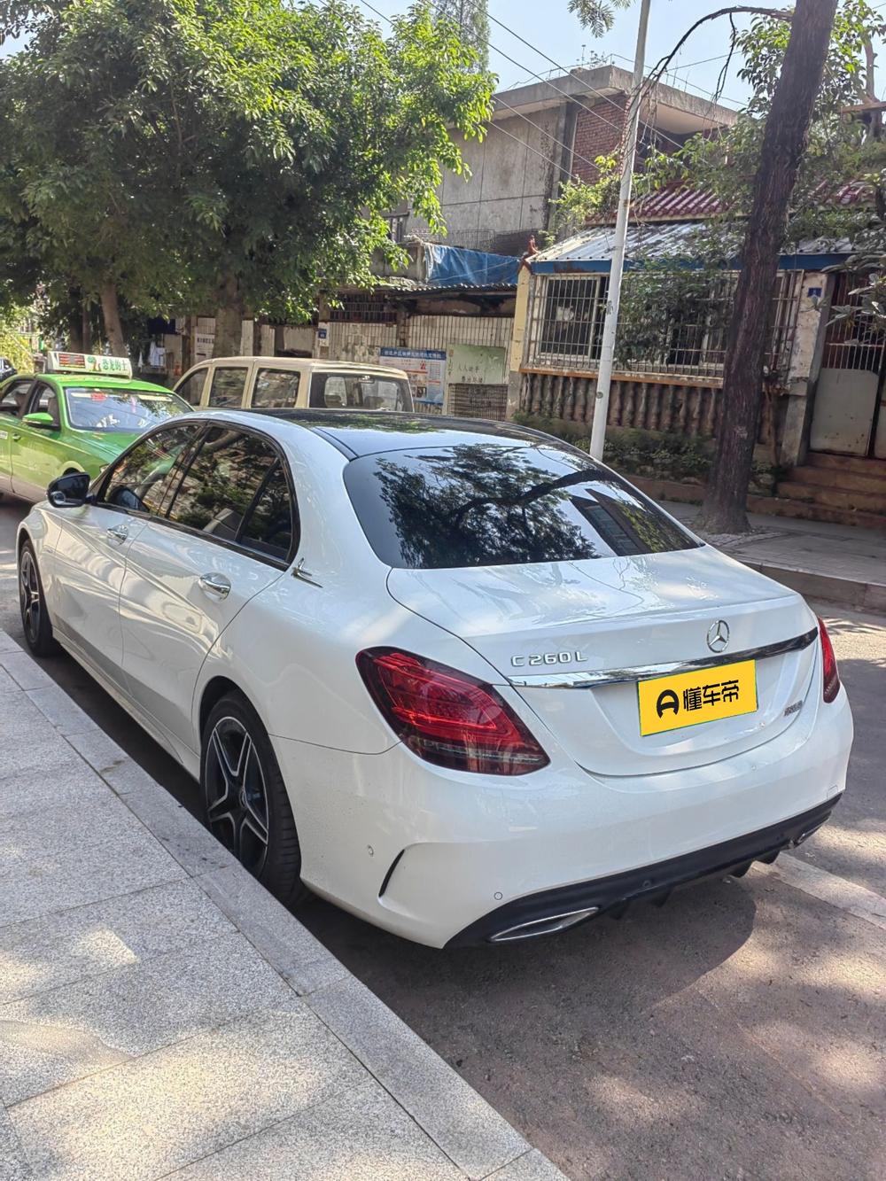 Mercedes-Benz Mercedes-Benz C-Class