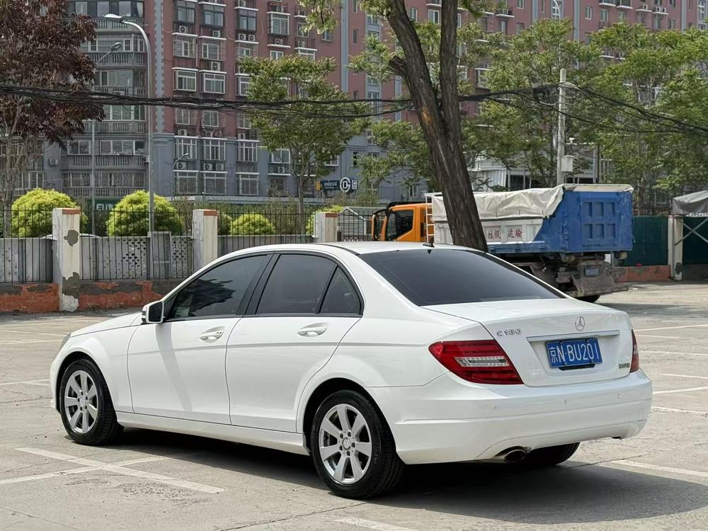 Mercedes-Benz Mercedes-Benz C-Class