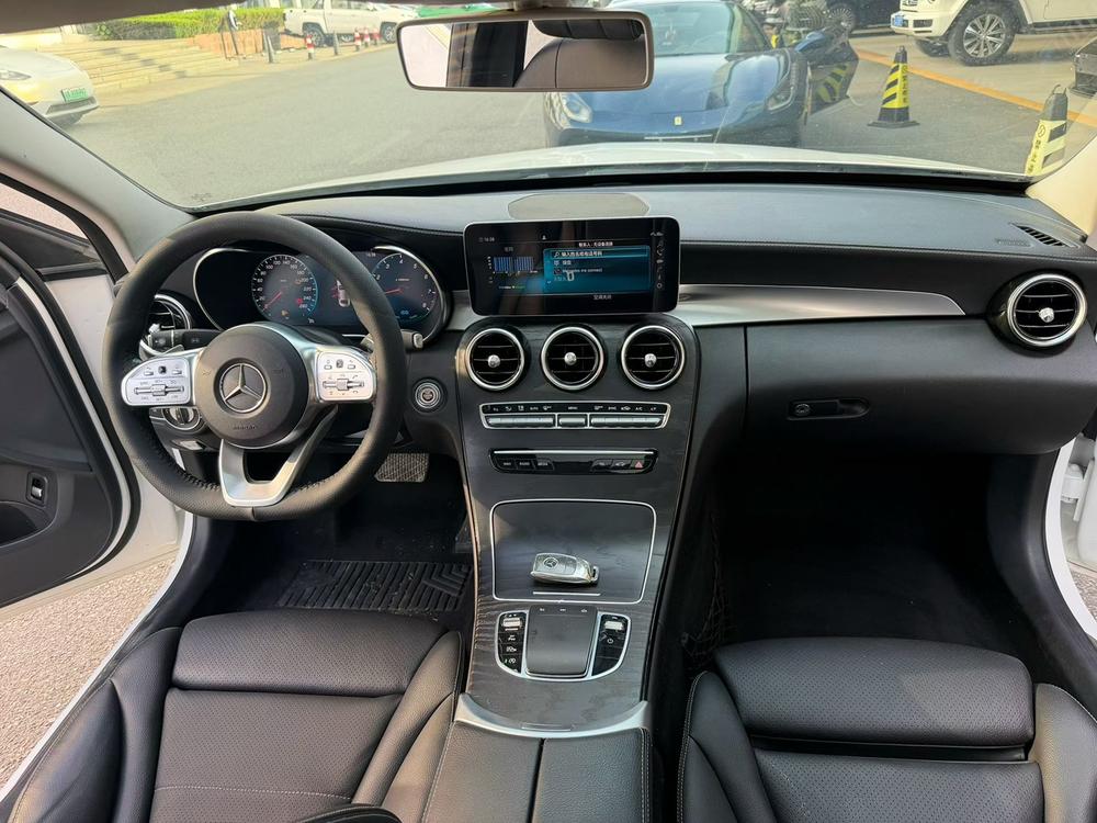 Mercedes-Benz Mercedes-Benz C-Class