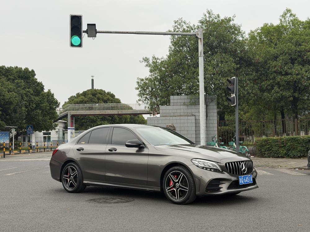 Mercedes-Benz Mercedes-Benz C-Class