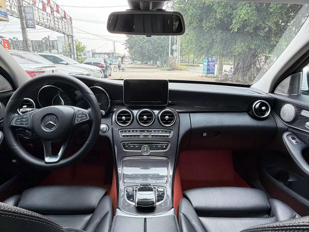 Mercedes-Benz Mercedes-Benz C-Class