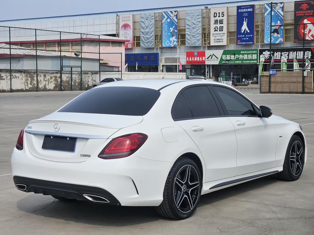 Mercedes-Benz Mercedes-Benz C-Class