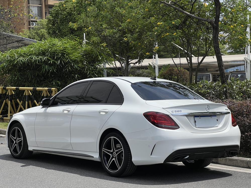 Mercedes-Benz Mercedes-Benz C-Class