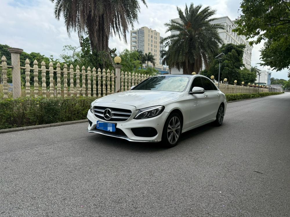 Mercedes-Benz Mercedes-Benz C-Class