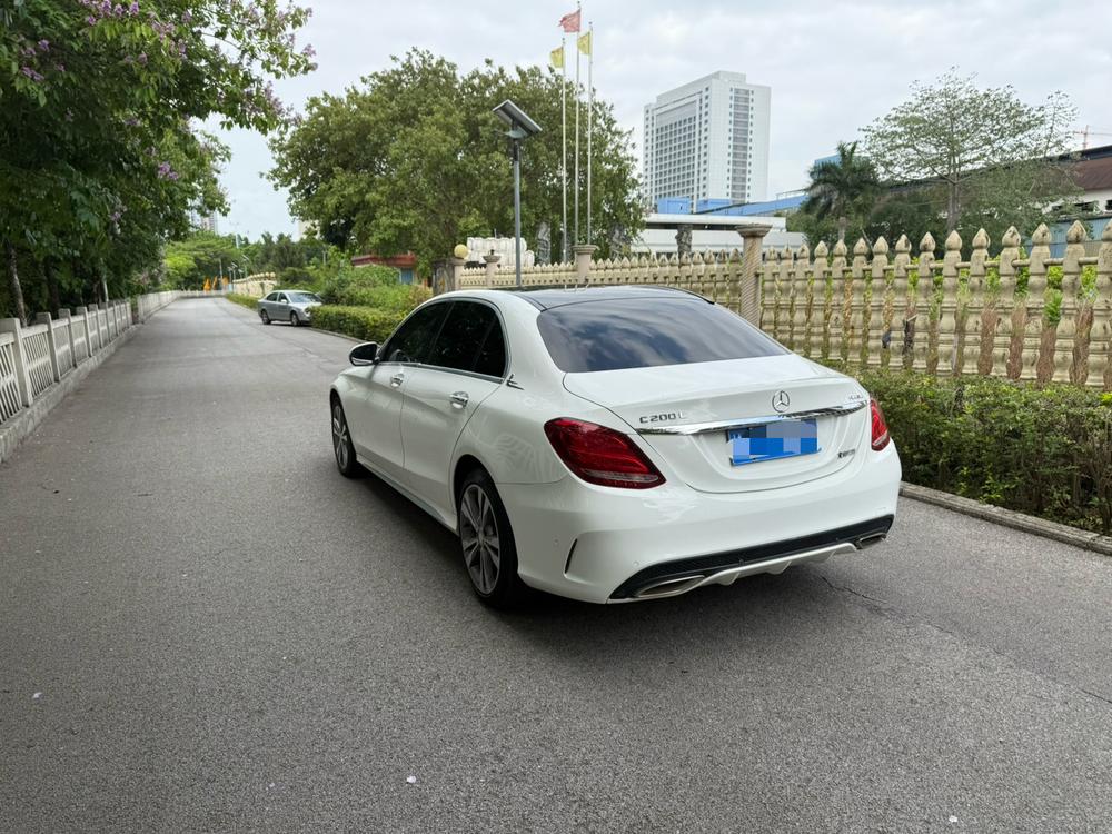 Mercedes-Benz Mercedes-Benz C-Class