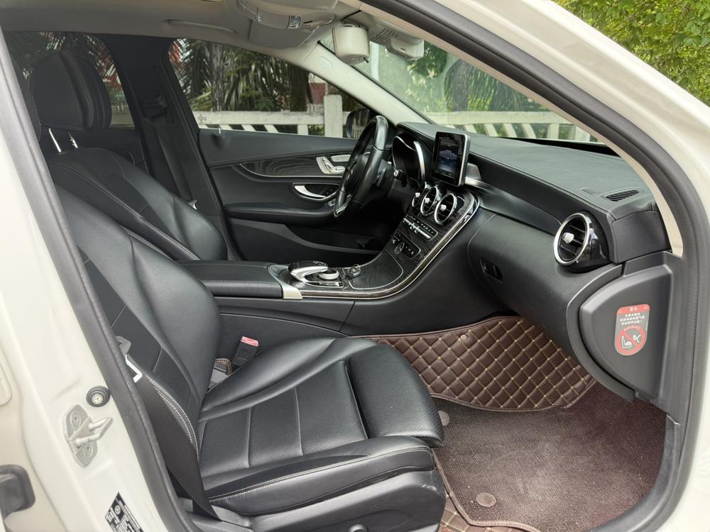 Mercedes-Benz Mercedes-Benz C-Class