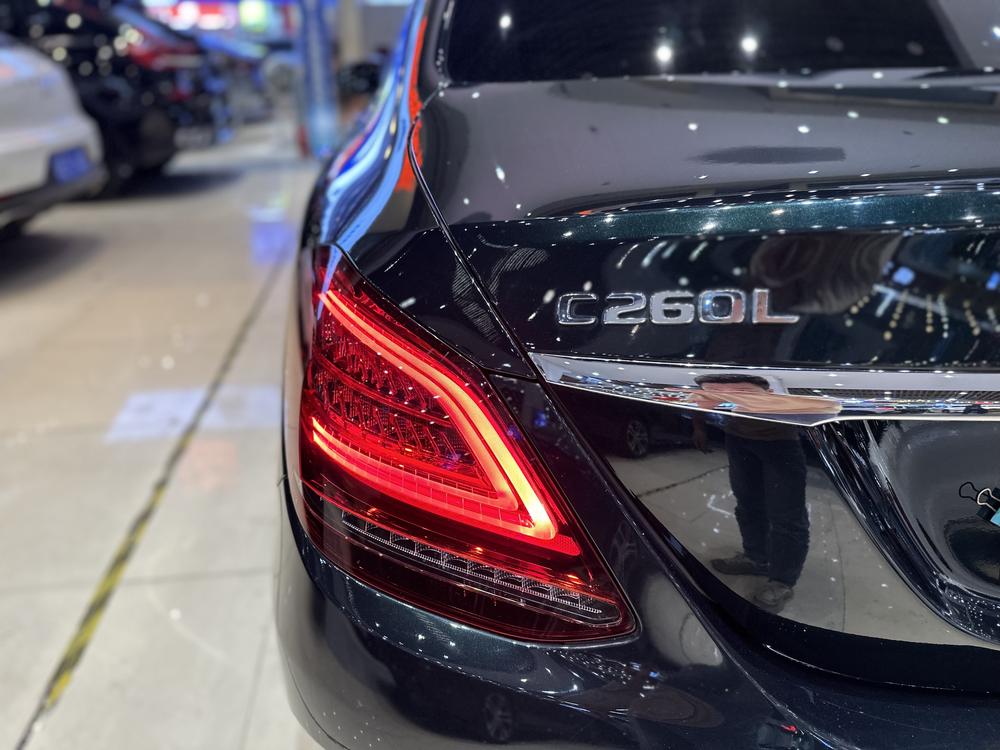 Mercedes-Benz Mercedes-Benz C-Class