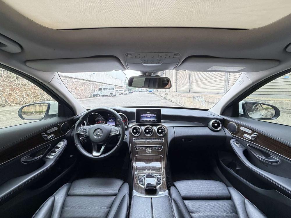 Mercedes-Benz Mercedes-Benz C-Class