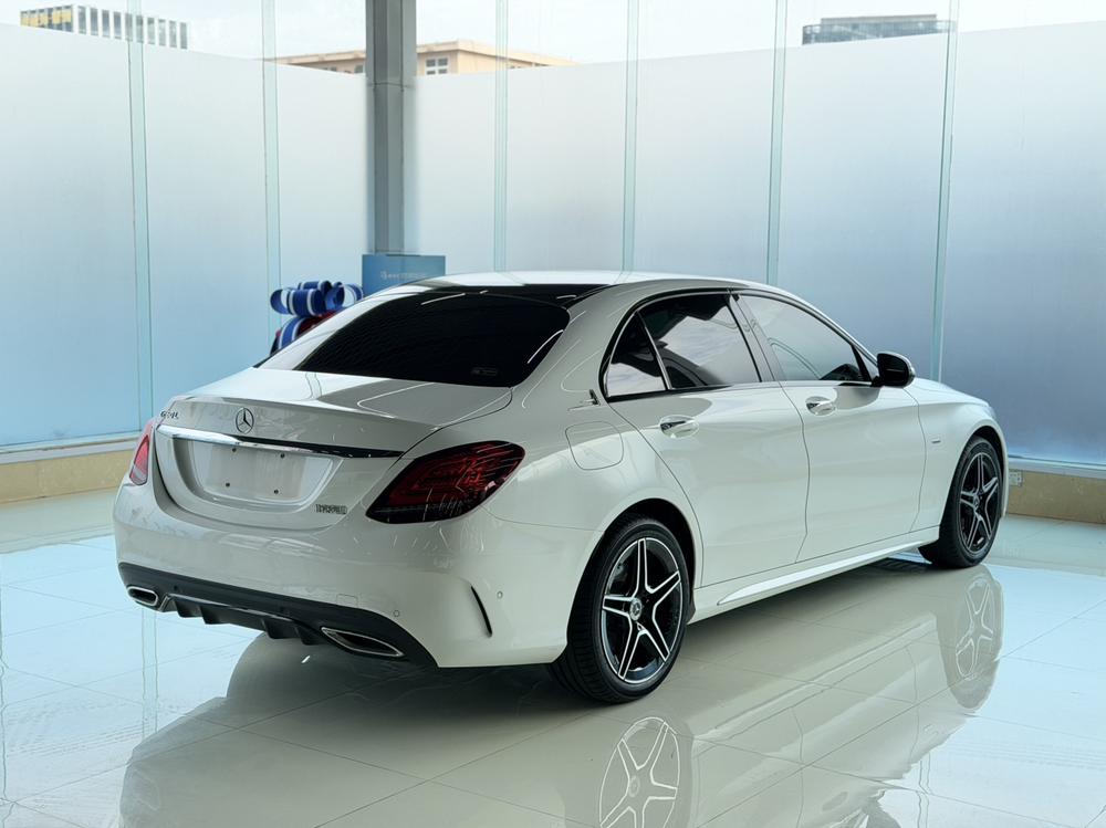 Mercedes-Benz Mercedes-Benz C-Class