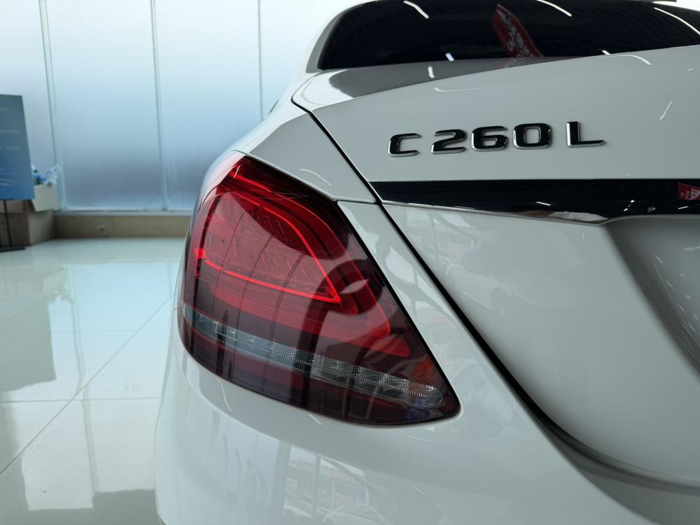 Mercedes-Benz Mercedes-Benz C-Class