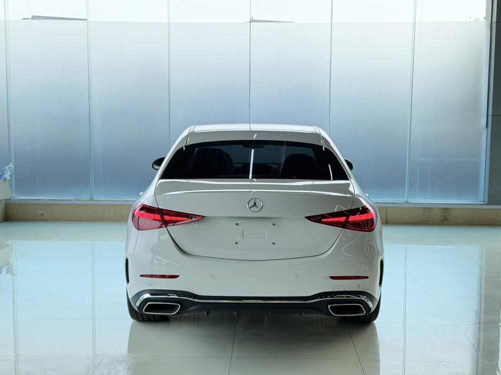 Mercedes-Benz Mercedes-Benz C-Class